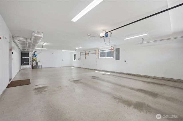 6220 145th Street NE, Redmond, WA 98052