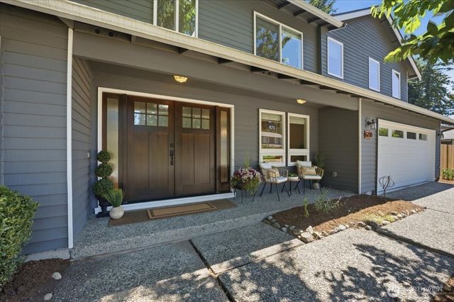 6220 145th Street NE, Redmond, WA 98052