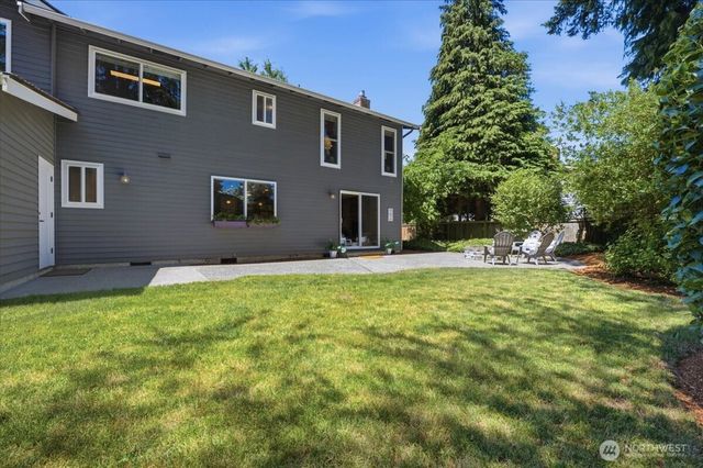 6220 145th Street NE, Redmond, WA 98052