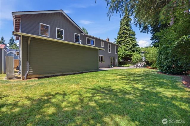 6220 145th Street NE, Redmond, WA 98052