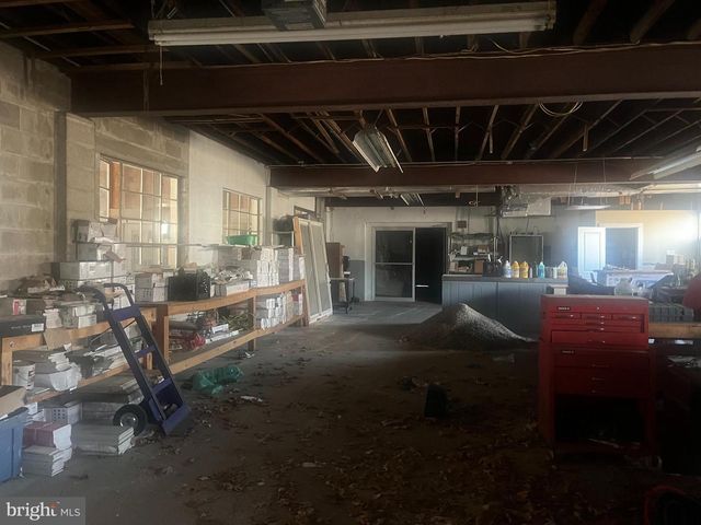 1111 S 2ND ST, Millville, NJ 08332