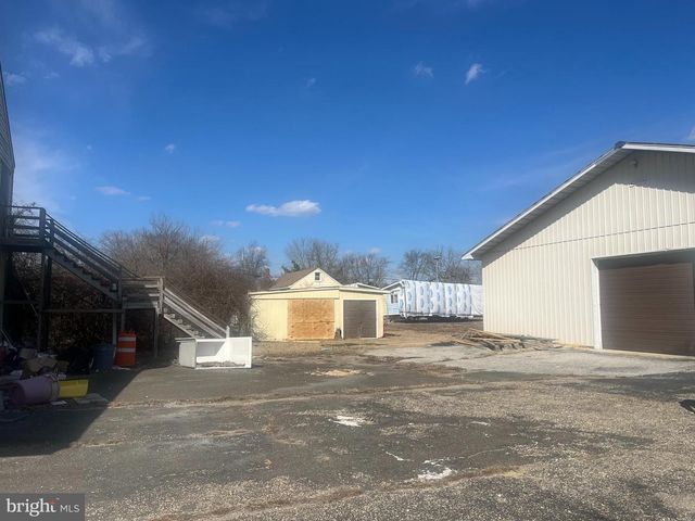 1111 S 2ND ST, Millville, NJ 08332