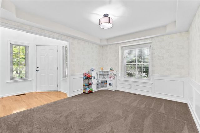 317 SW Bridlewood Court, Lee's Summit, MO 64081