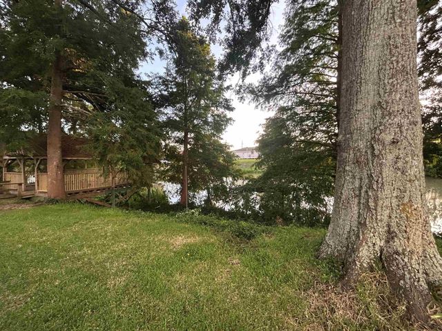 764 Highway 308, Thibodaux, LA 70301