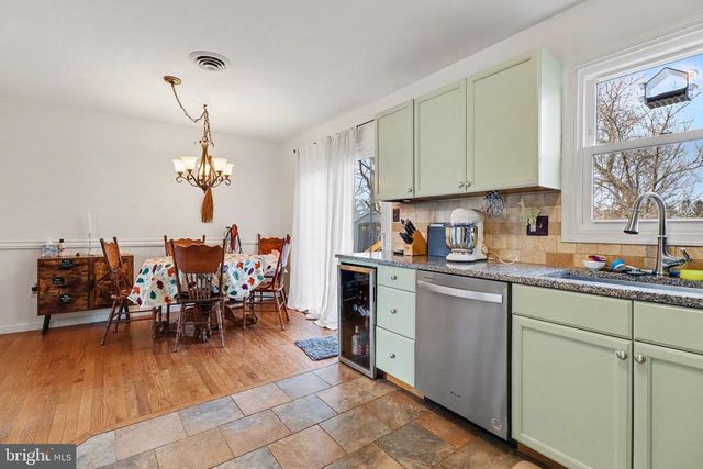 17 PICKFORD DR, Lancaster, PA 17603