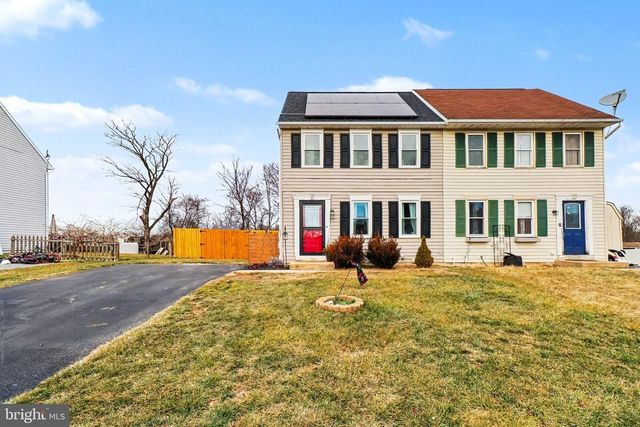 17 PICKFORD DR, Lancaster, PA 17603