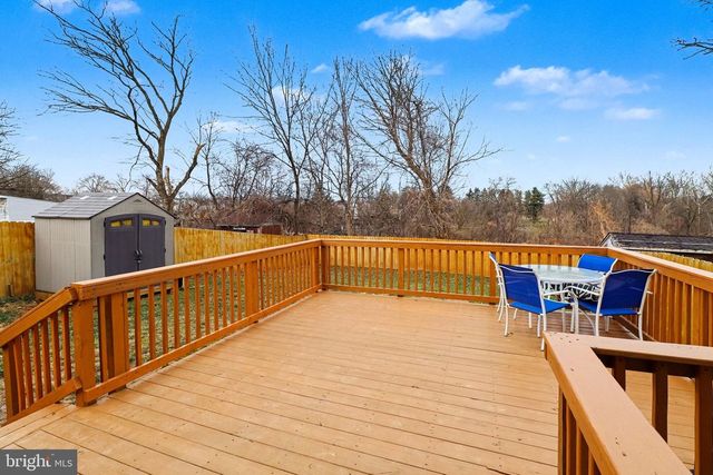 17 PICKFORD DR, Lancaster, PA 17603