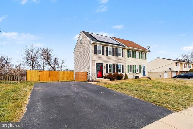 17 PICKFORD DR, Lancaster, PA 17603
