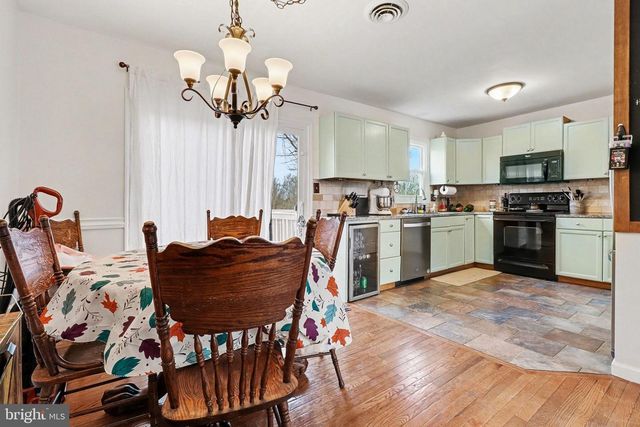 17 PICKFORD DR, Lancaster, PA 17603