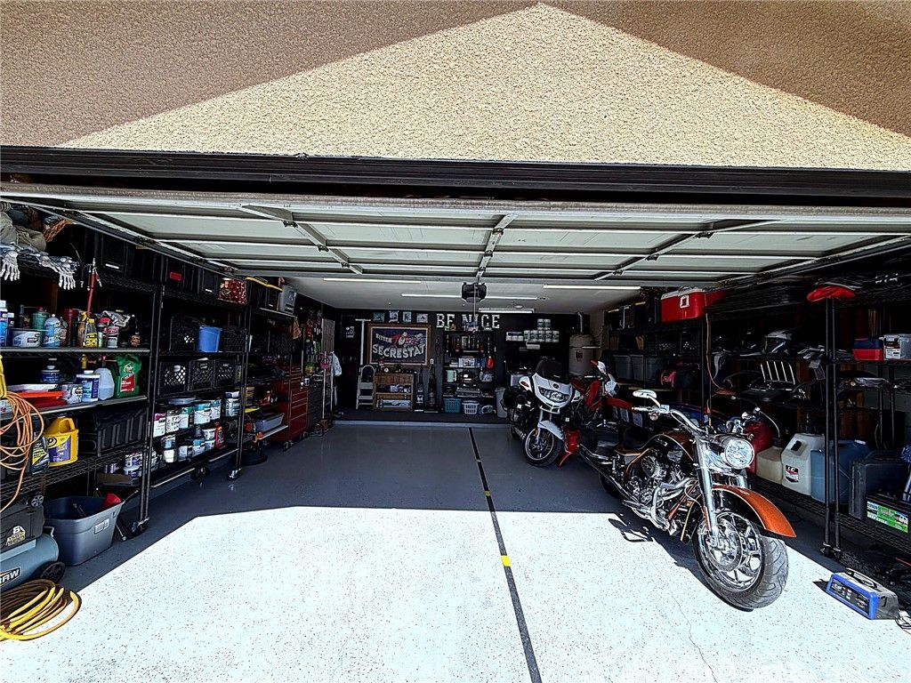 Image 39 of property listing at 62110 Crestview Drive, Joshua Tree, CA 92252