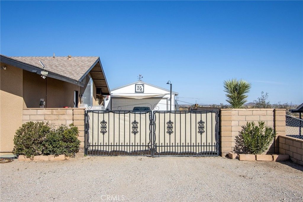 Image 41 of property listing at 62110 Crestview Drive, Joshua Tree, CA 92252
