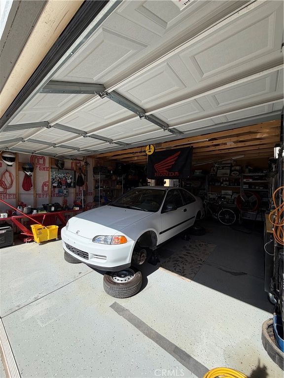 Image 43 of property listing at 62110 Crestview Drive, Joshua Tree, CA 92252