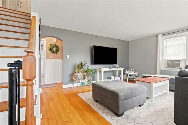 142 Mowry Avenue, Cumberland, RI 02864