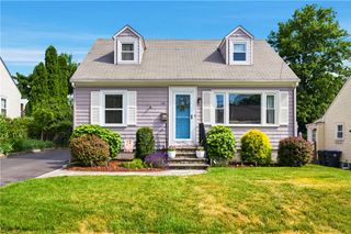 142 Mowry Avenue, Cumberland, RI 02864