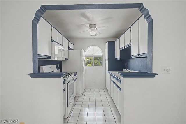 6800 Elm Creek Drive 202, Las Vegas, NV 89108