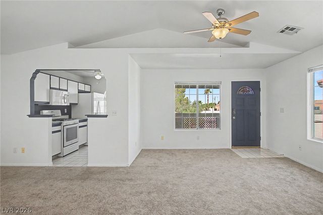 6800 Elm Creek Drive 202, Las Vegas, NV 89108