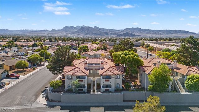6800 Elm Creek Drive 202, Las Vegas, NV 89108