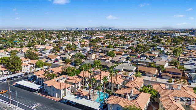 6800 Elm Creek Drive 202, Las Vegas, NV 89108