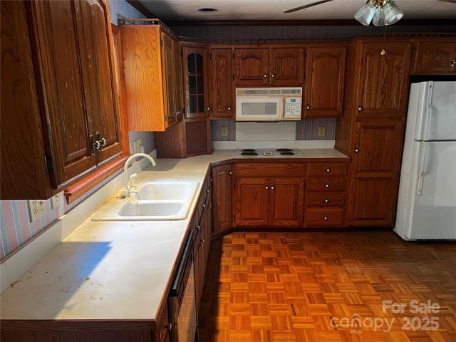 1994 Greenleaf Road, Clover, SC 29710