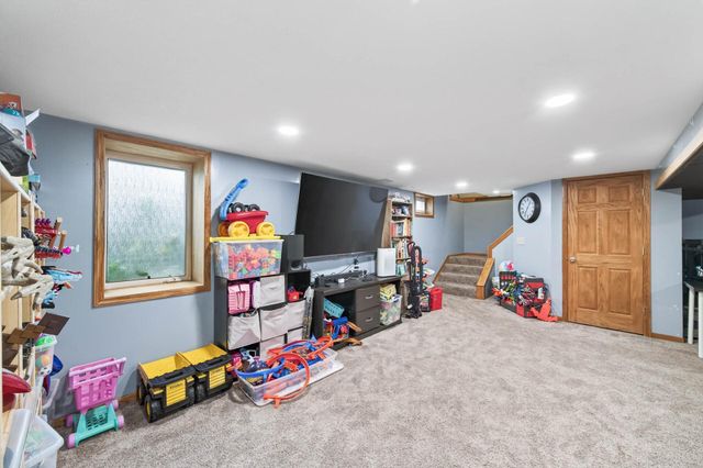 651 Randall Drive, Anoka, MN 55303