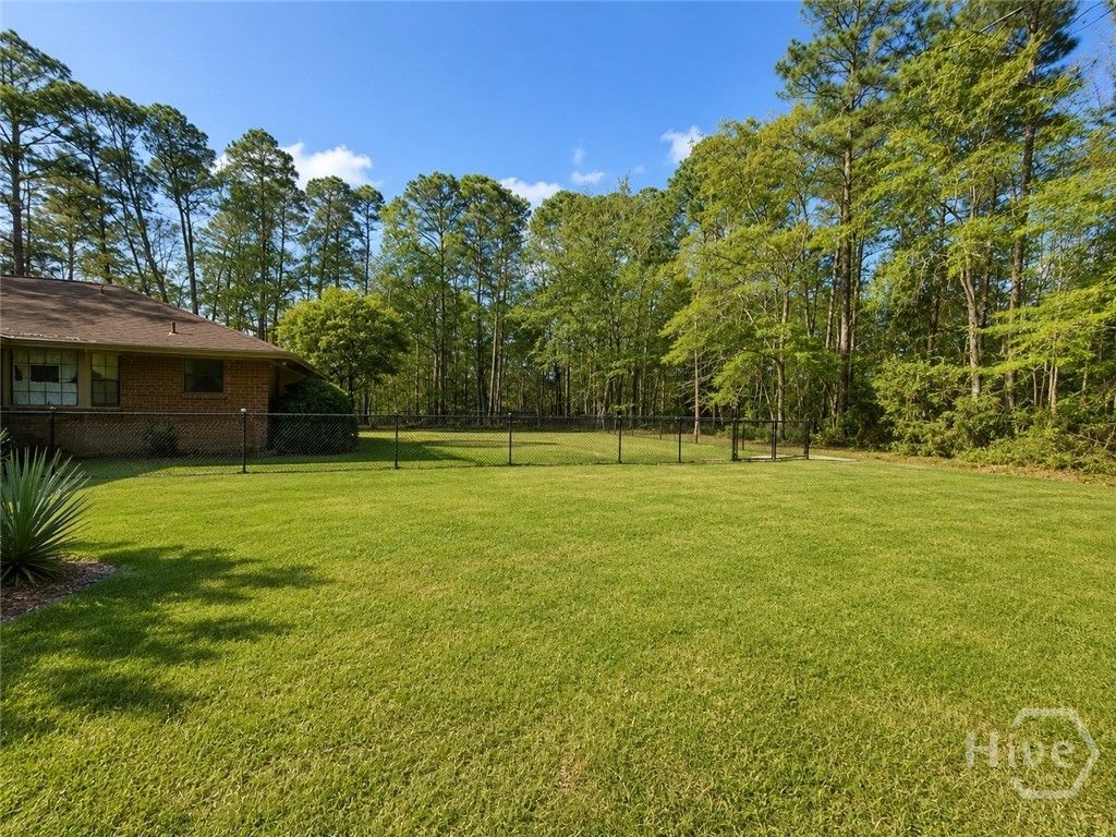 Image 11 of property listing at 117 Maple Drive, Rincon, GA 31326