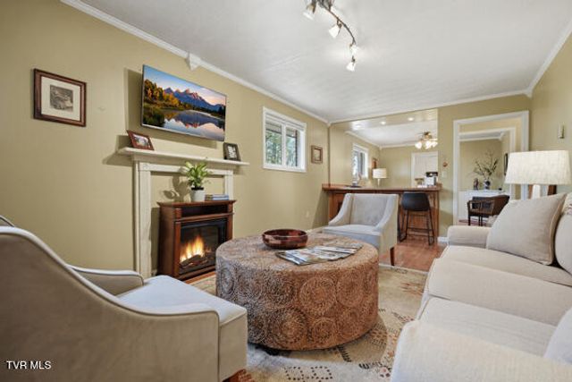 949 Jefferson Drive, Wise, VA 24293