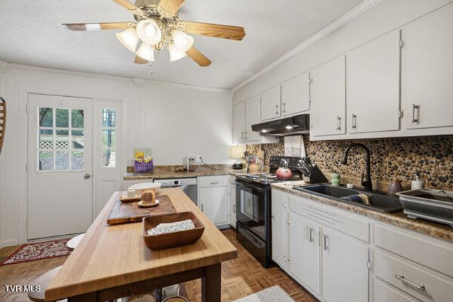 949 Jefferson Drive, Wise, VA 24293