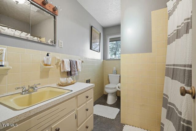 949 Jefferson Drive, Wise, VA 24293