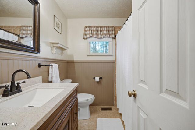 949 Jefferson Drive, Wise, VA 24293