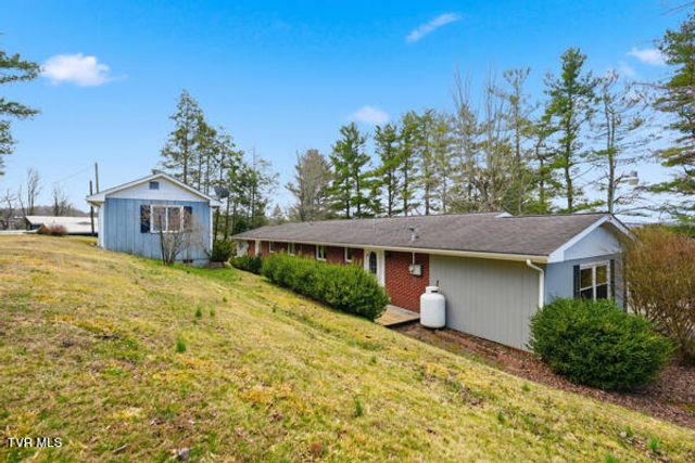 949 Jefferson Drive, Wise, VA 24293