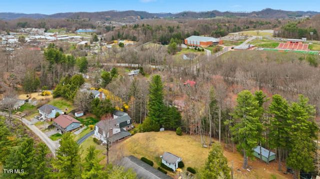 949 Jefferson Drive, Wise, VA 24293