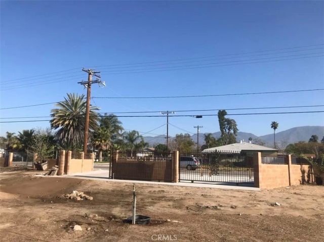 1941 Darby, San Bernardino, CA 92407