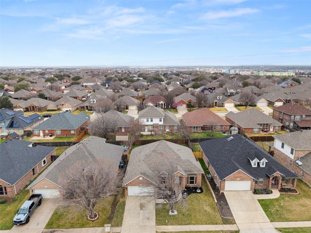 2721 Gray Rock Drive, Fort Worth, TX 76131