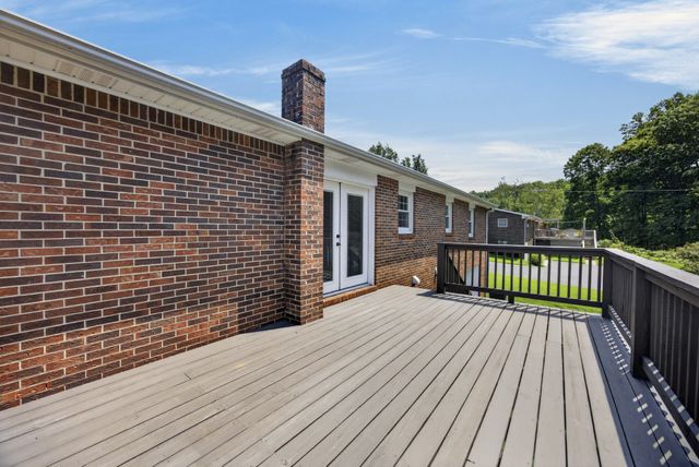1716 Brookdale Ave, Cookeville, TN 38506