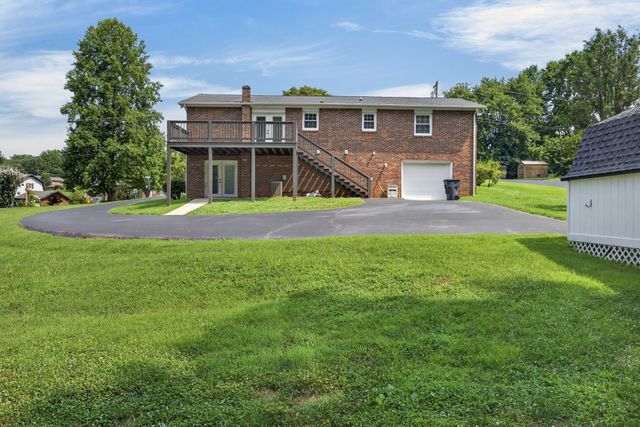 1716 Brookdale Ave, Cookeville, TN 38506