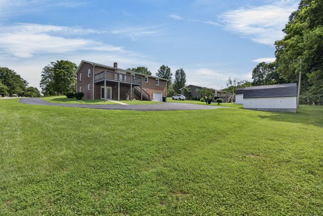 1716 Brookdale Ave, Cookeville, TN 38506