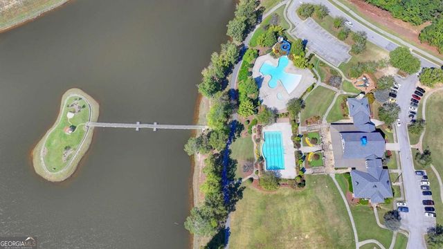 6817 Scarlet Oak Way, Flowery Branch, GA 30542