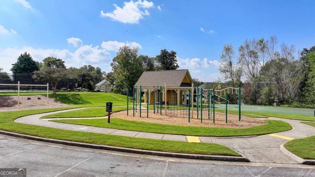 6817 Scarlet Oak Way, Flowery Branch, GA 30542