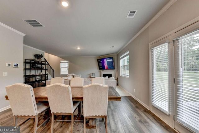 6817 Scarlet Oak Way, Flowery Branch, GA 30542