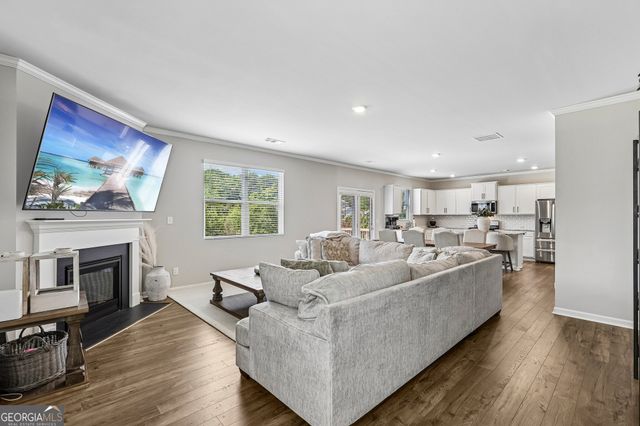 6817 Scarlet Oak Way, Flowery Branch, GA 30542