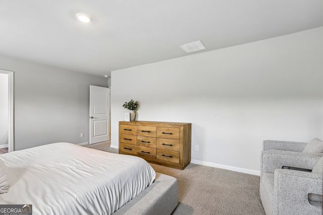 6817 Scarlet Oak Way, Flowery Branch, GA 30542
