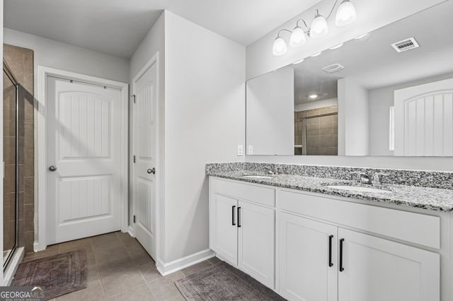6817 Scarlet Oak Way, Flowery Branch, GA 30542