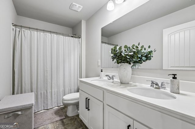6817 Scarlet Oak Way, Flowery Branch, GA 30542