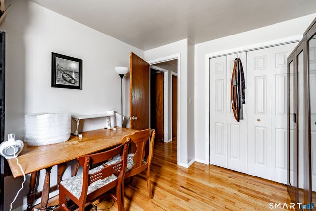 15 Roarke Road, North Haven, CT 06473