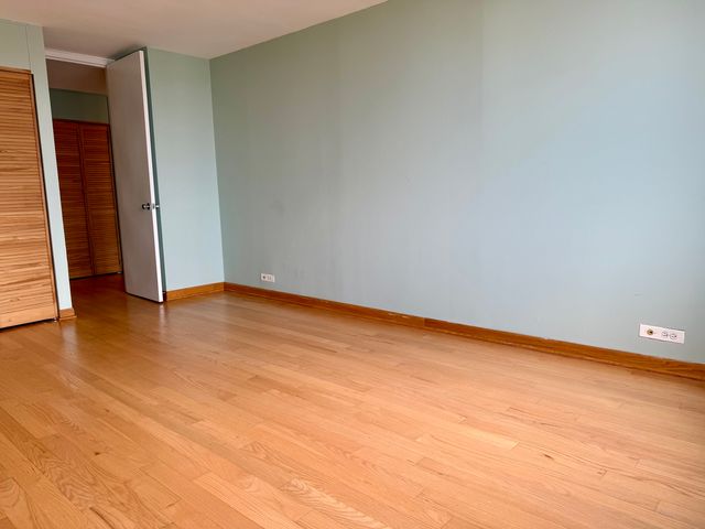 655 W Irving Park Road 2008, Chicago, IL 60613