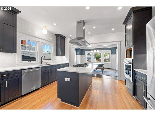 6325 Ne 7TH Ave, Portland, OR 97211