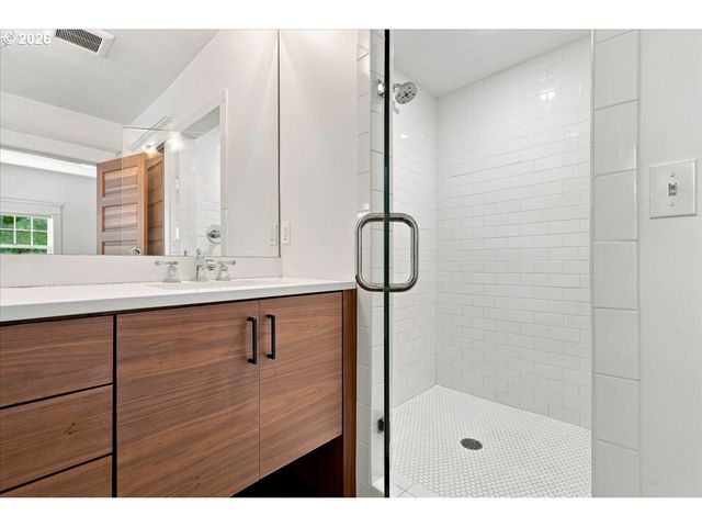 6325 Ne 7TH Ave, Portland, OR 97211