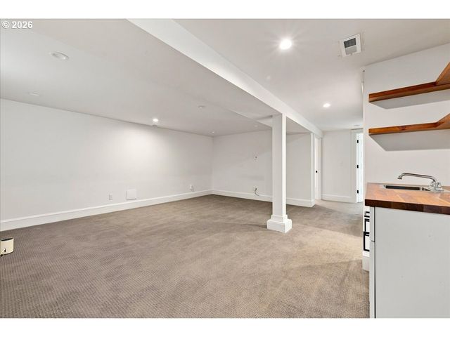 6325 Ne 7TH Ave, Portland, OR 97211