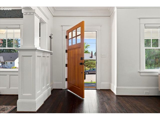 6325 Ne 7TH Ave, Portland, OR 97211