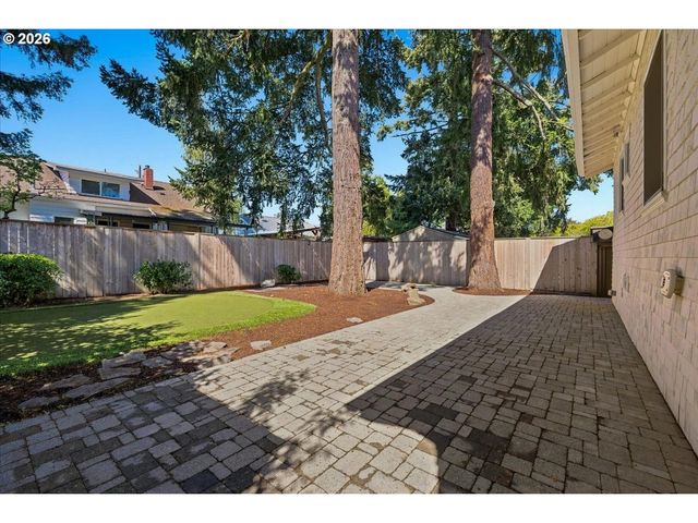 6325 Ne 7TH Ave, Portland, OR 97211